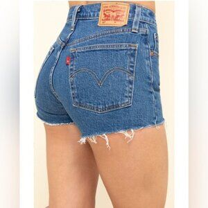 Levi’s 501 denim shorts size 29